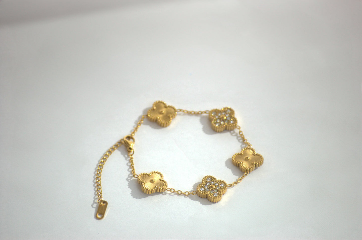 Gold Clover bracelet