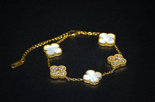 White Gold Clover Bracelet